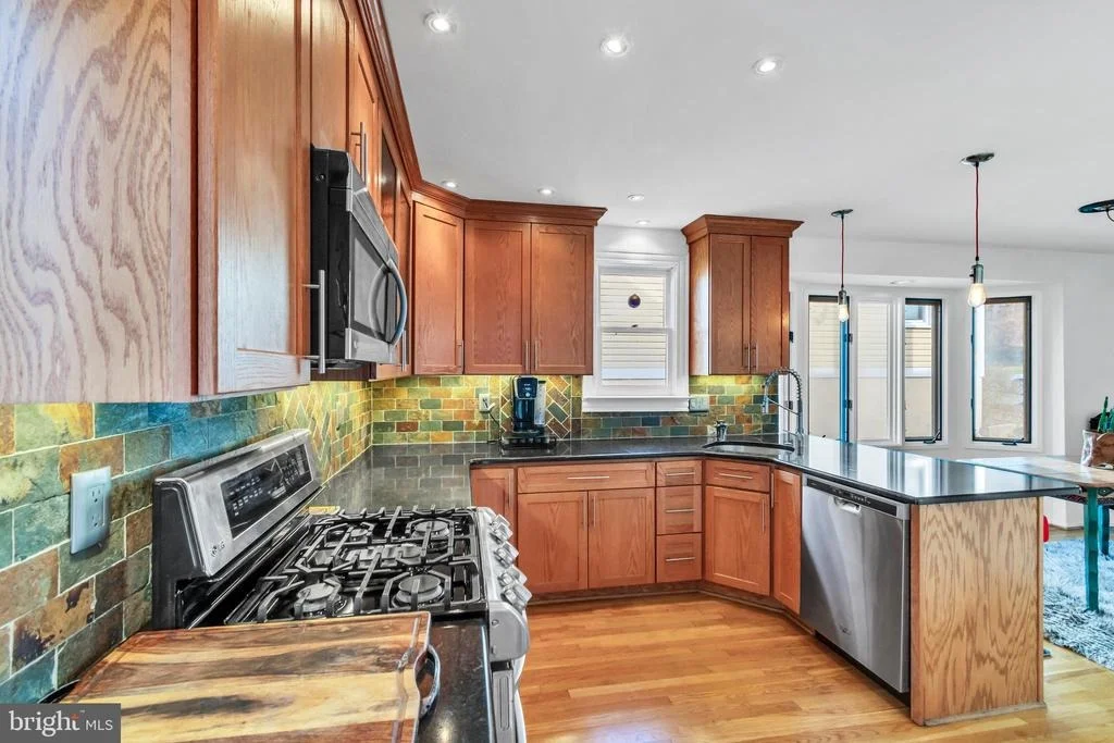 Photo of 10019 PRATT PLACE