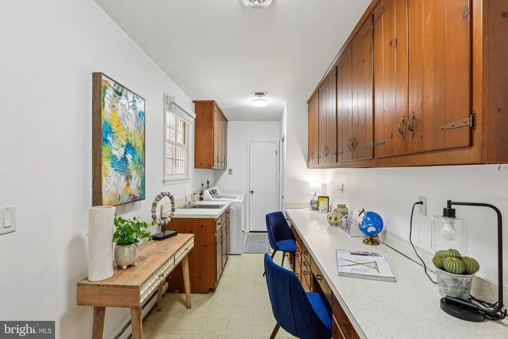 Photo of 24140 DOREEN DRIVE