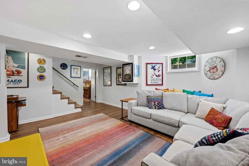 Photo of 330 BROADMOOR ROAD