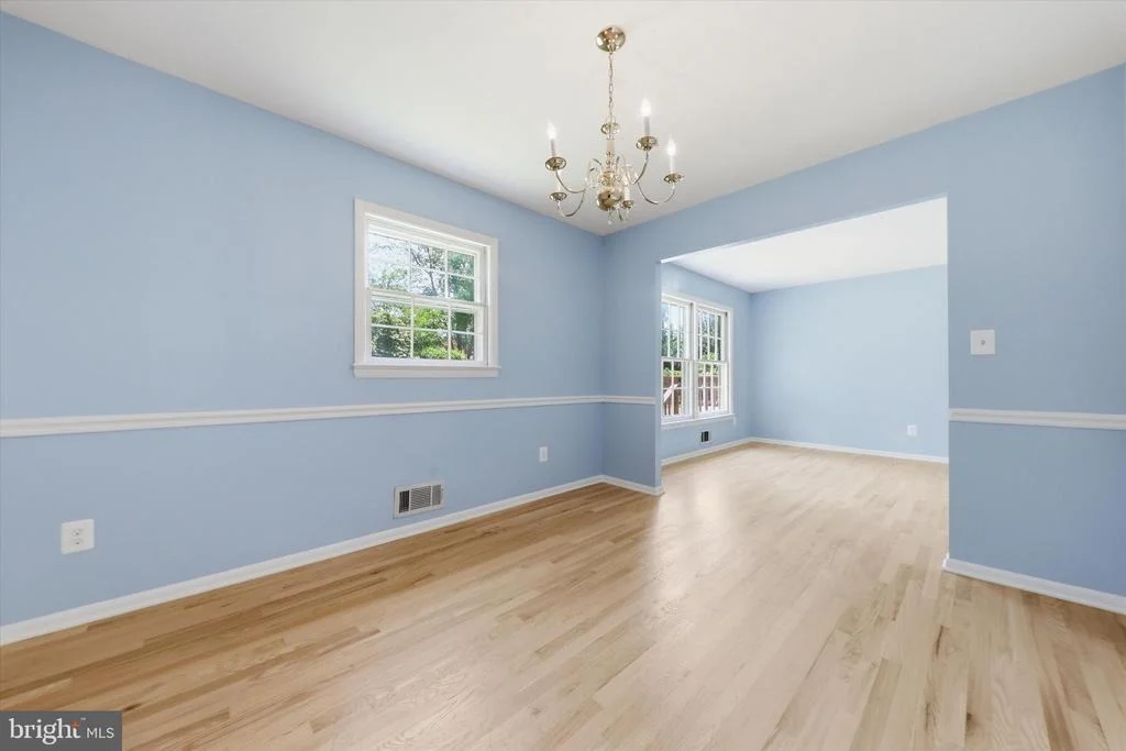 Photo of 3710 QUEEN MARY DRIVE