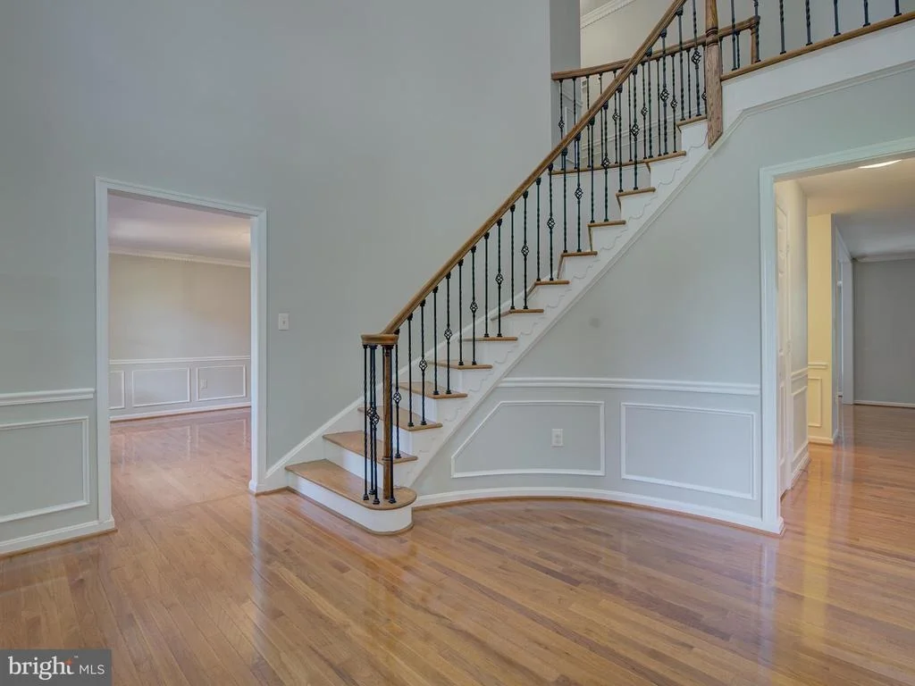 Photo of 11769 HOLLYVIEW DRIVE