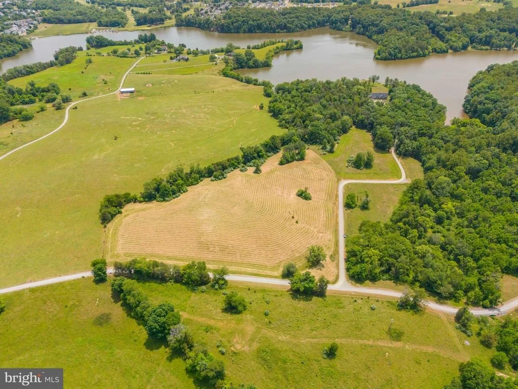 Photo of 48D BALD EAGLE TRAIL