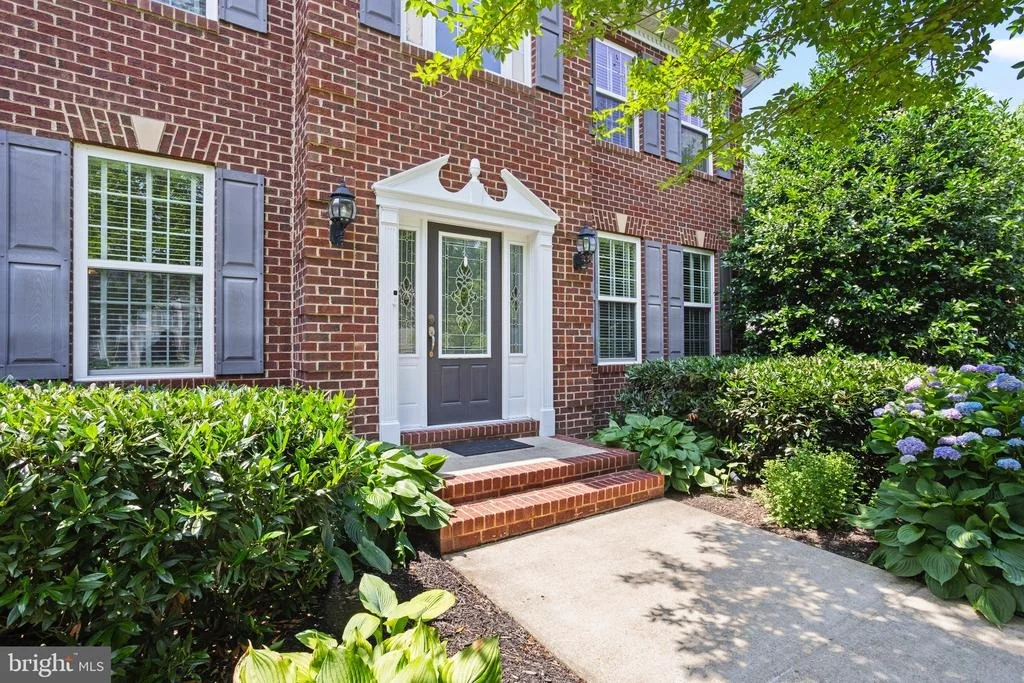 Photo of 3325 COX ROAD