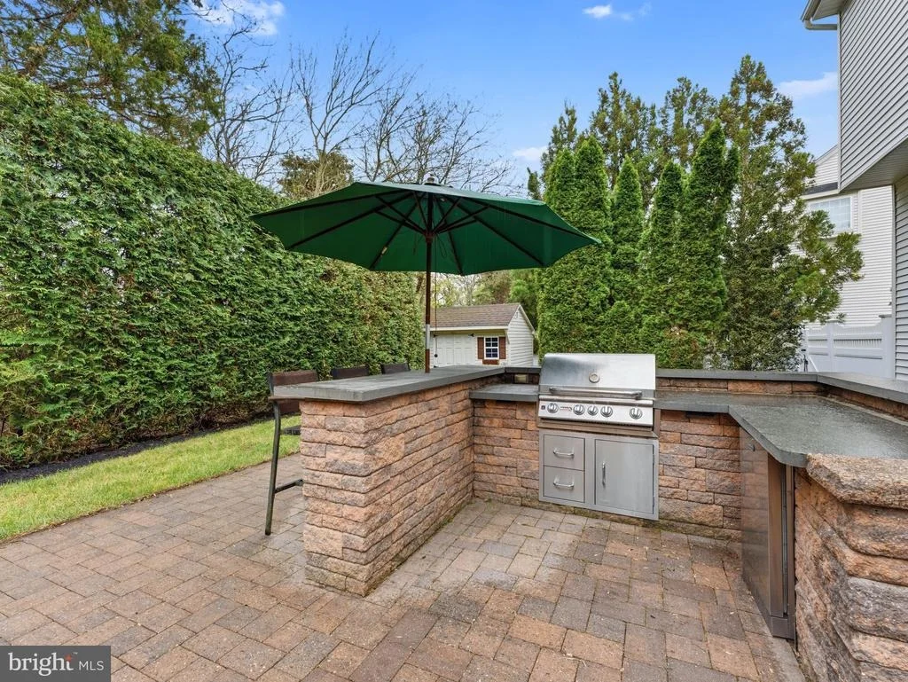 Photo of 616 BAINBRIDGE DRIVE