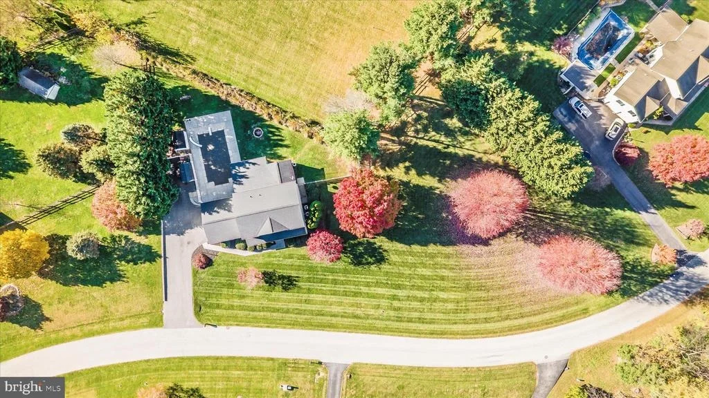 Photo of 7002 SPRINGDALE LANE