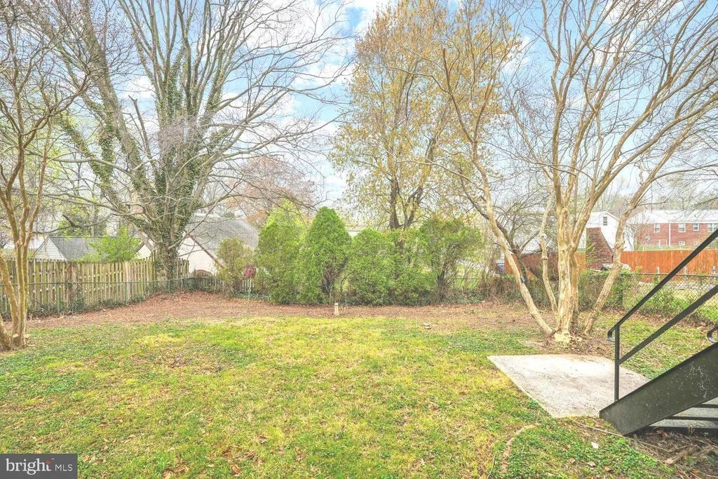Photo of 10128 DALLAS AVENUE