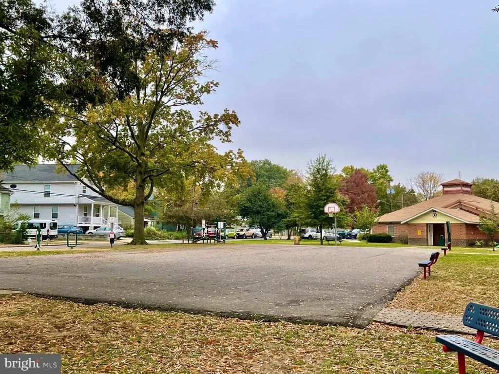 Photo of 3111 ARUNDEL ROAD