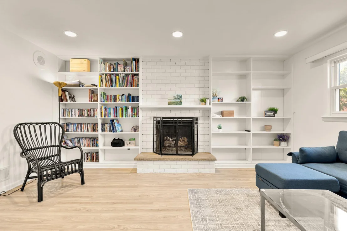 Photo of 1005 RUPPERT ROAD