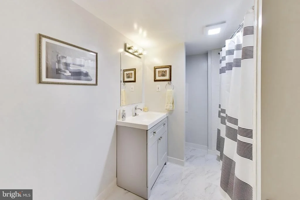 Photo of 435 UPSHIRE CIRCLE