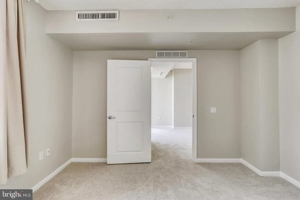 Photo of Unit 1106 at 930 WAYNE AVENUE