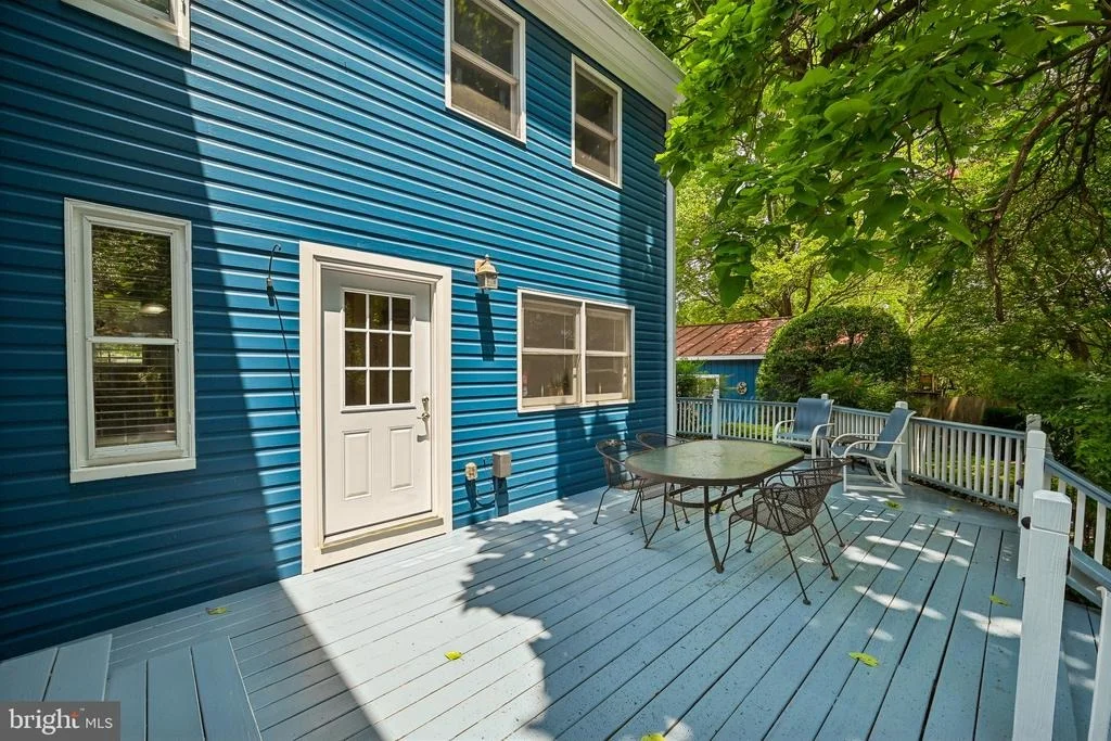 Photo of 20925 CLARKSBURG ROAD
