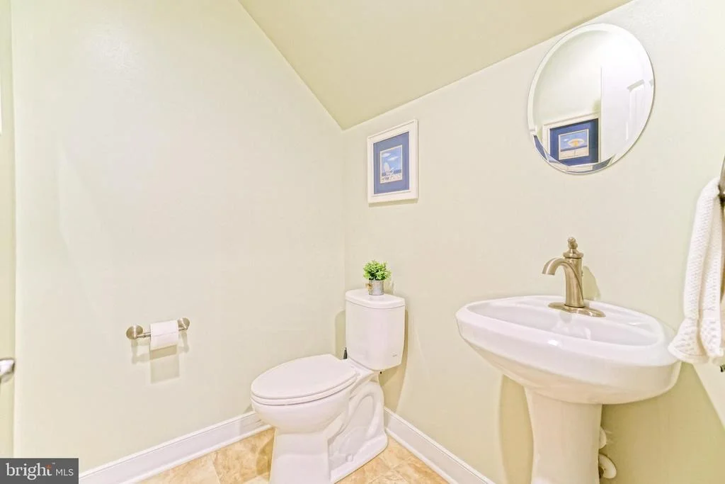Photo of 35494 RED TAIL ROAD
