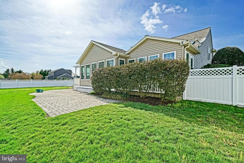 Photo of 18365 SEASHELL BOULEVARD