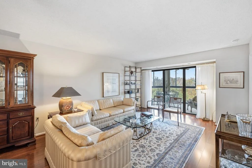 Photo of Unit 2822 at 15107 INTERLACHEN DRIVE