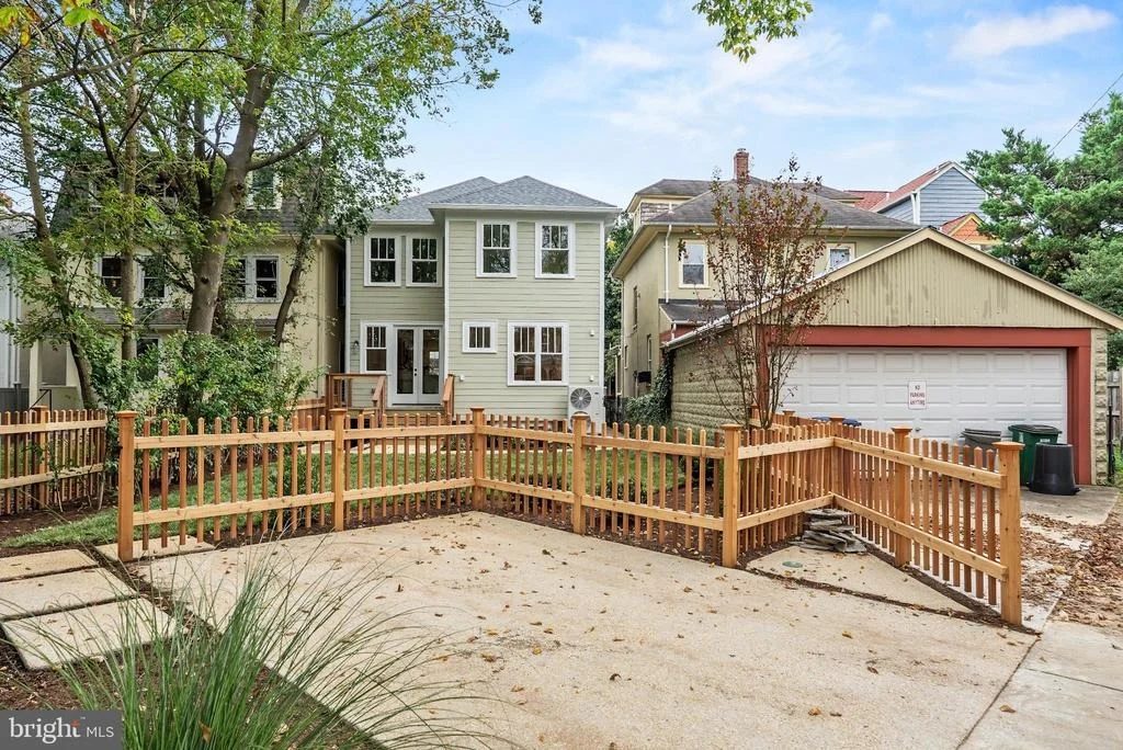 Photo of 48 MURRAY AVENUE