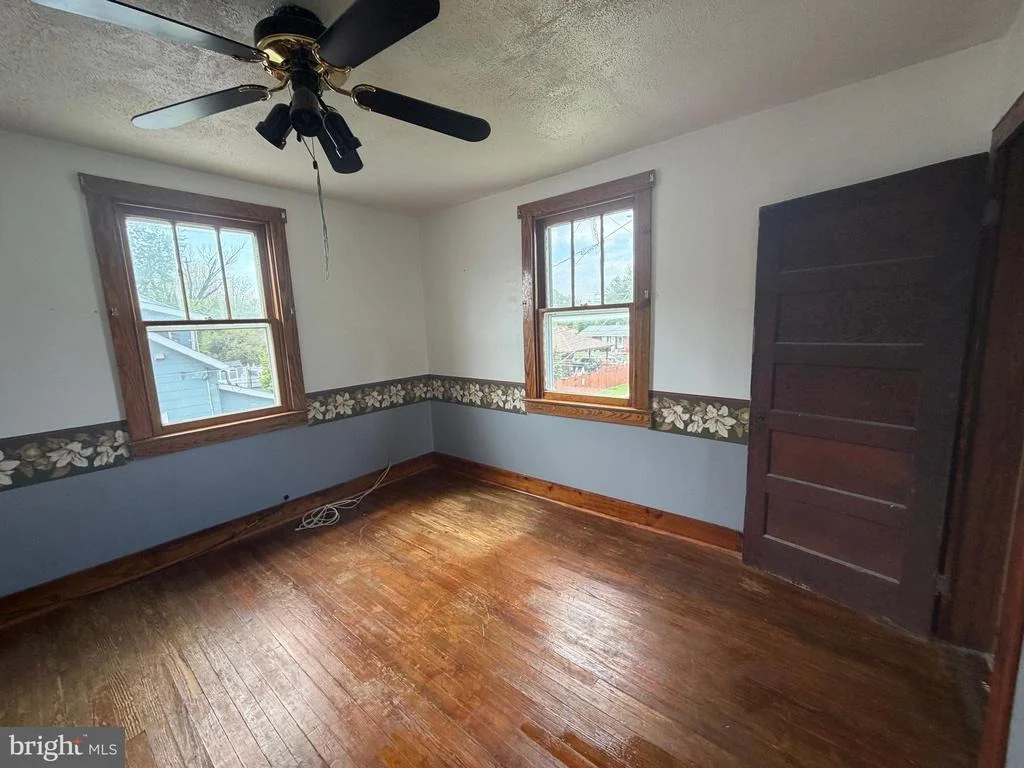 Photo of 636 HOLY CROSS ROAD
