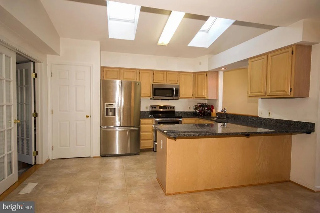 Photo of 4305 SPRING AVENUE