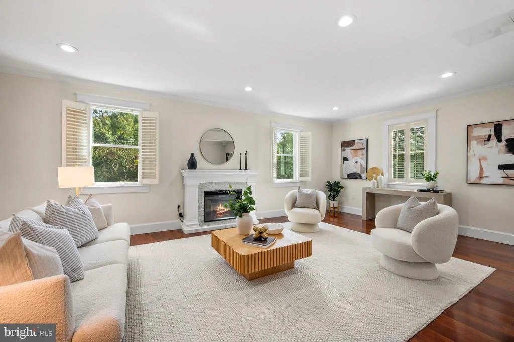 Photo of 406 LEIGHTON AVENUE