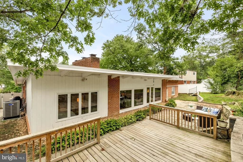Photo of 1907 FOREST DALE DRIVE