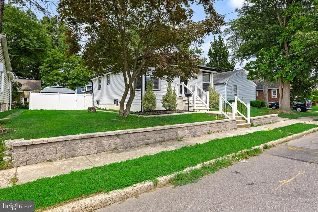 Photo of 124 WASHINGTON