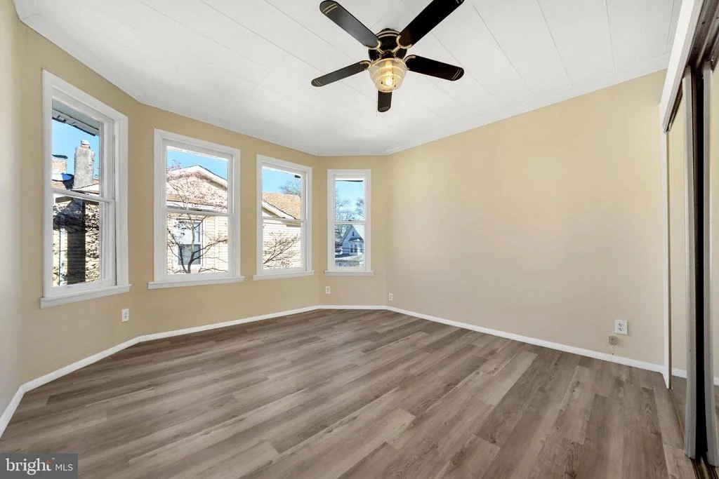 Photo of 724 HUNTER STREET