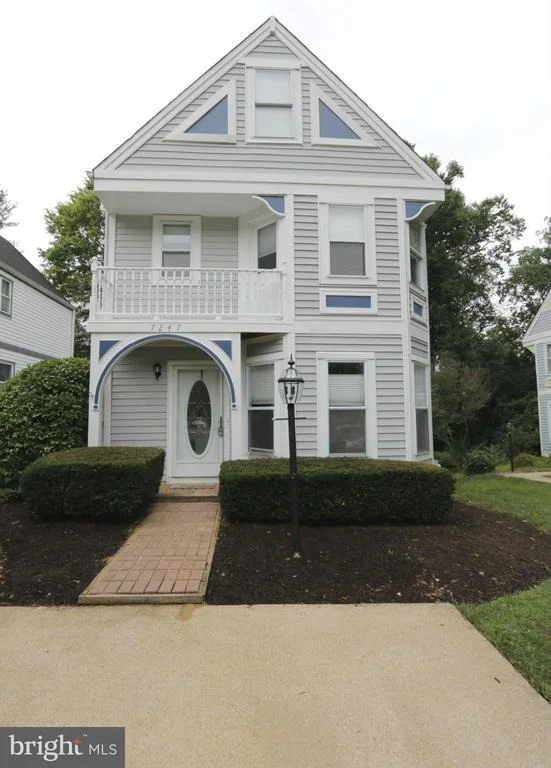 Photo of 7247 RIDING HOOD CIRCLE