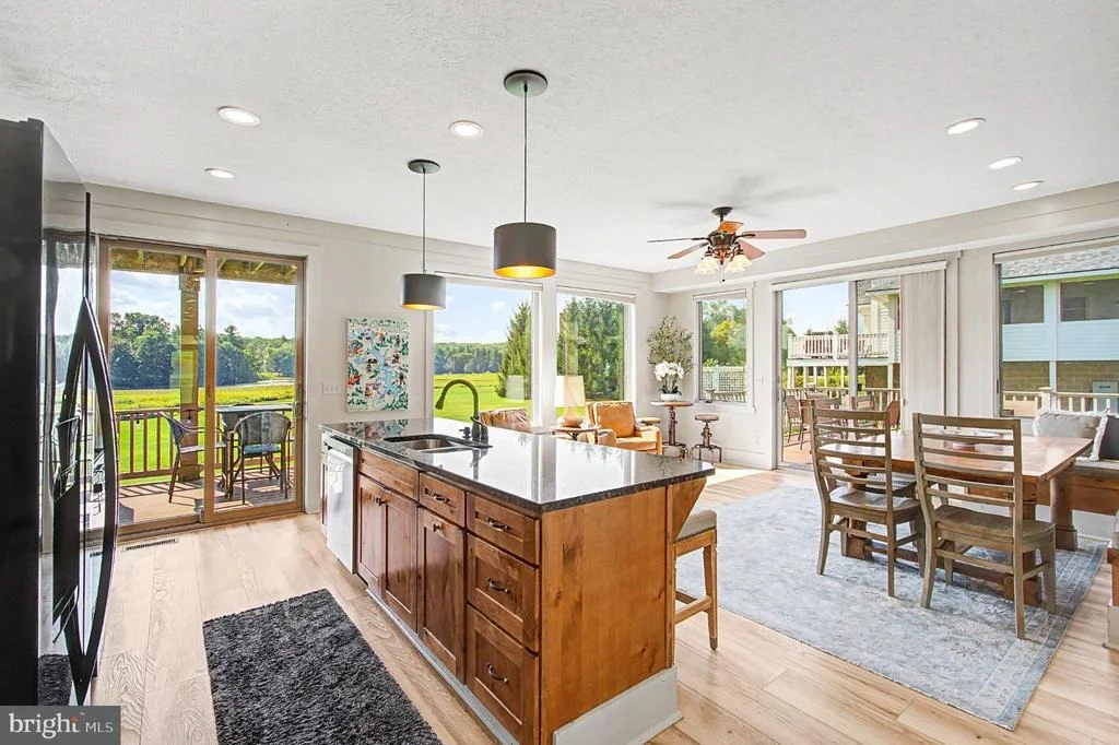 Photo of 342 LAKEFRONT LINKS DRIVE