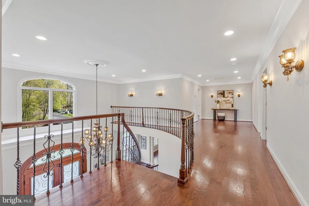 Photo of 8611 BROOK ROAD