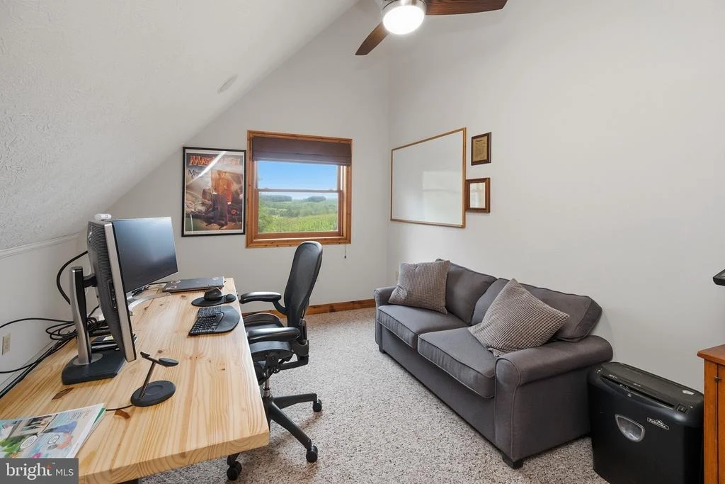 Photo of 607 PIN OAK CIRCLE