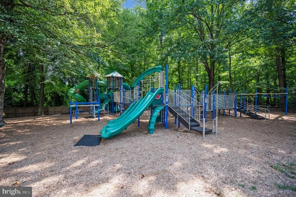 Photo of 4204 AVON DRIVE