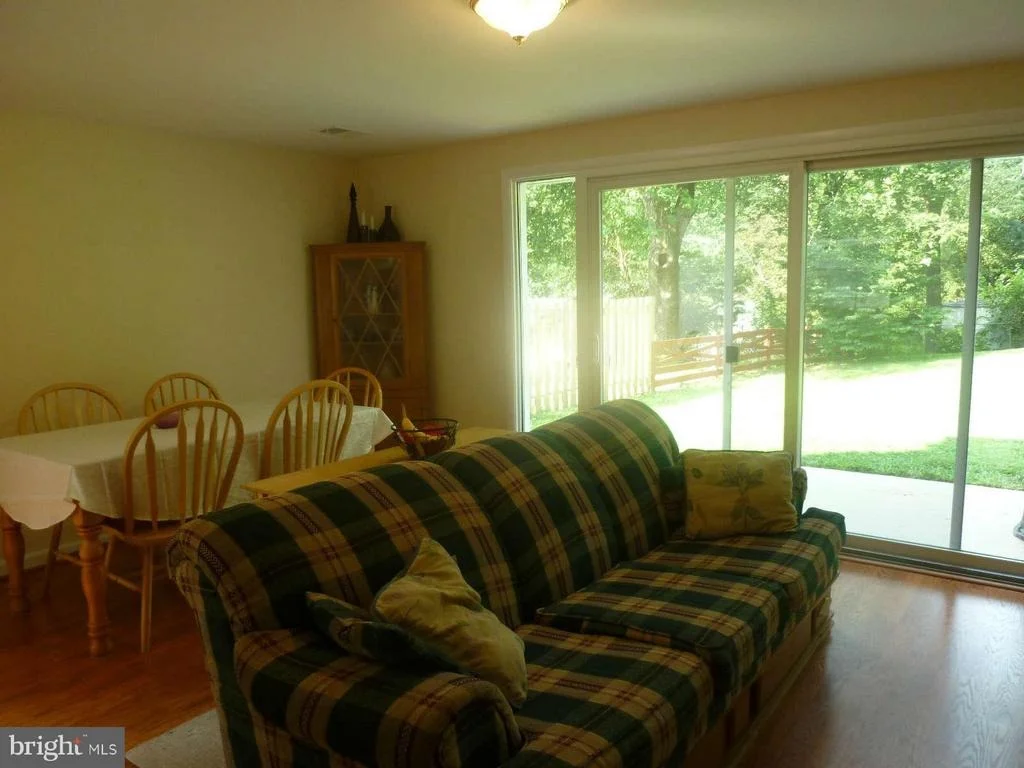 Photo of 11404 LUND PLACE