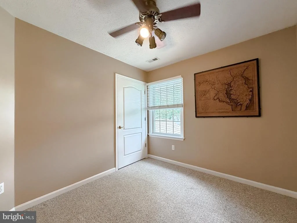 Photo of 40777 CENTER 40 CIRCLE