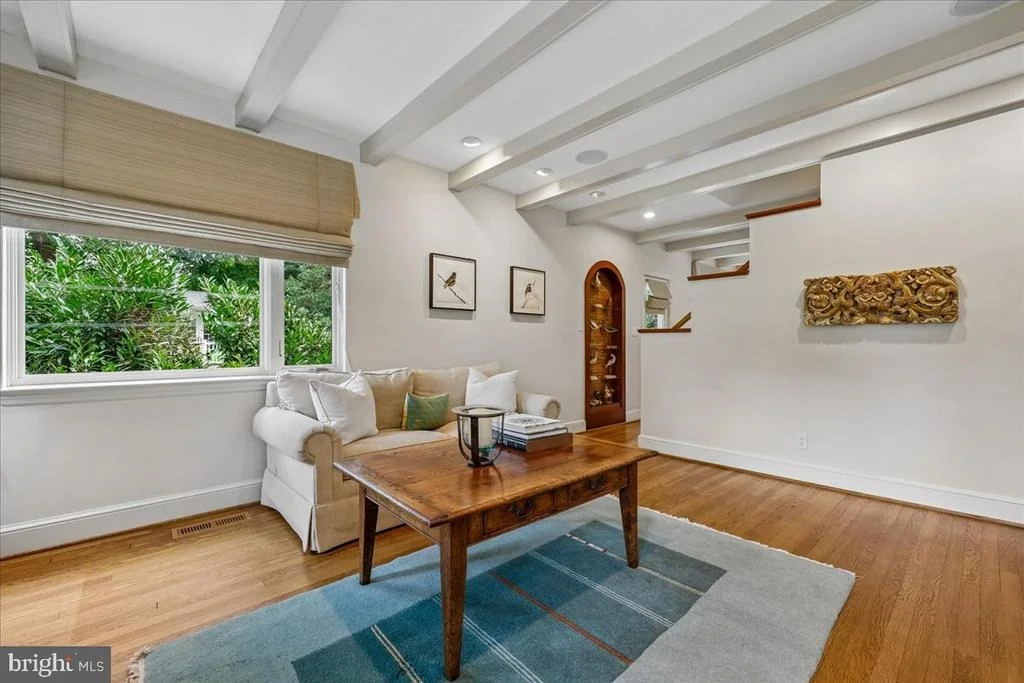Photo of 1212 WOODSIDE PARKWAY