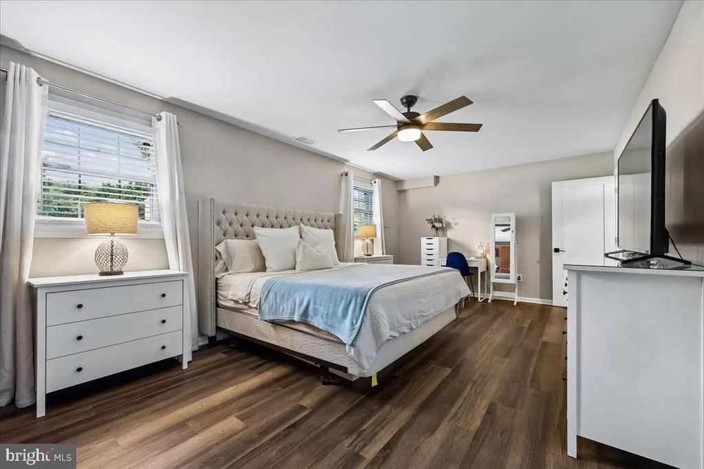 Photo of 24713 CUTSAIL DRIVE