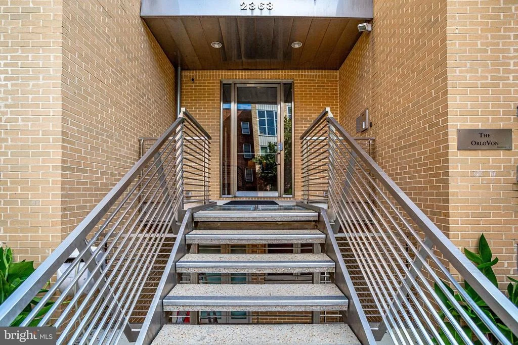 Photo of Unit 3 at 2363 CHAMPLAIN STREET NW