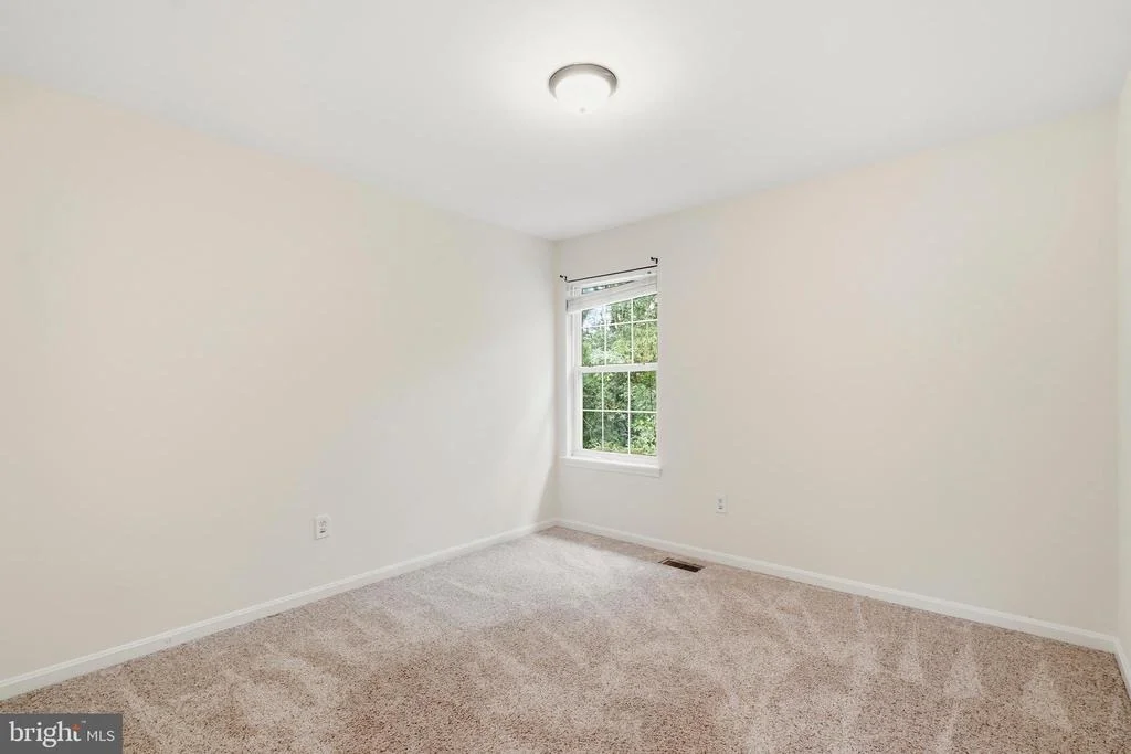 Photo of 5082 SPRINGHOUSE CIRCLE