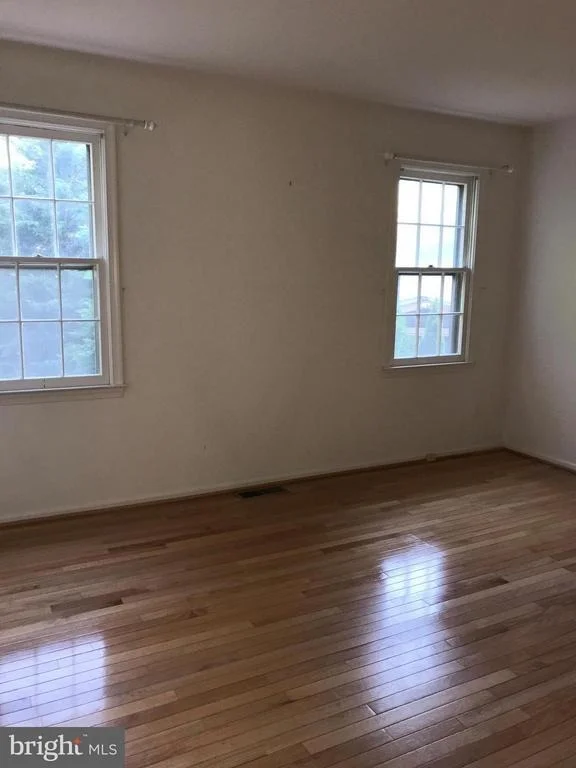 Photo of 10010 MARSHALL POND ROAD