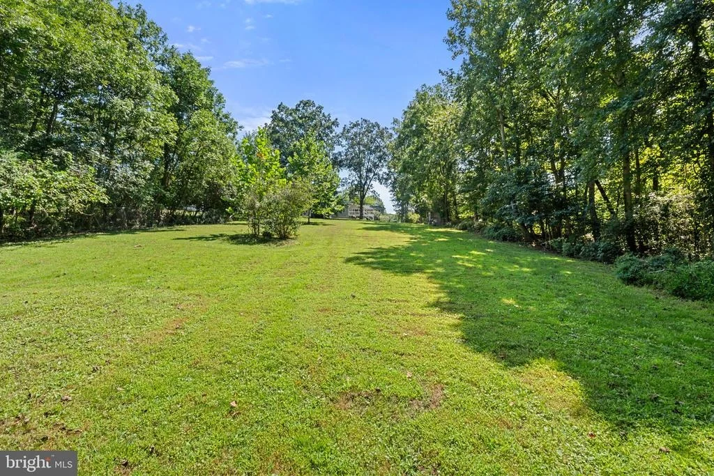 Photo of 23439 WATSON ROAD