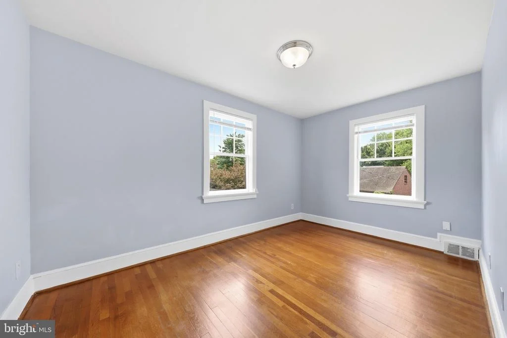 Photo of 408 CARROLL PARKWAY