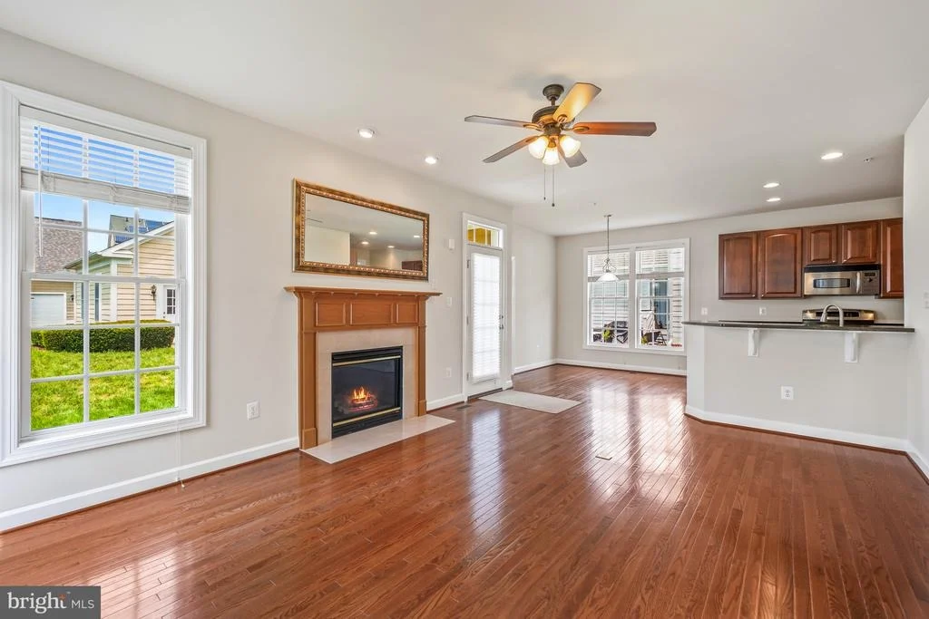 Photo of 4104 TOTTENHAM STREET