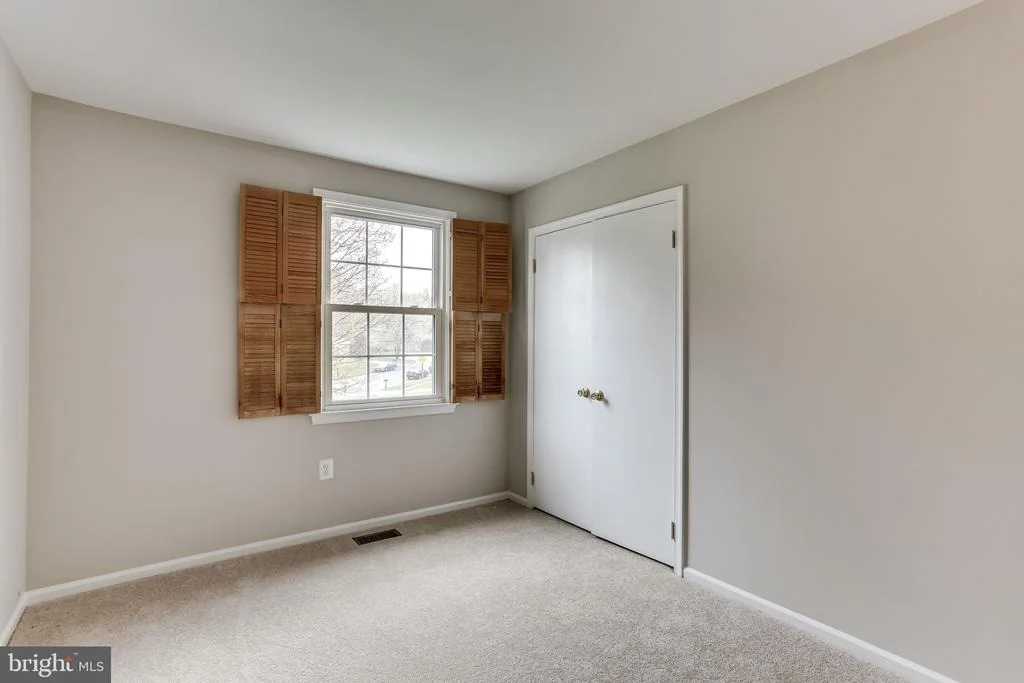 Photo of 6553 RAFTELIS ROAD