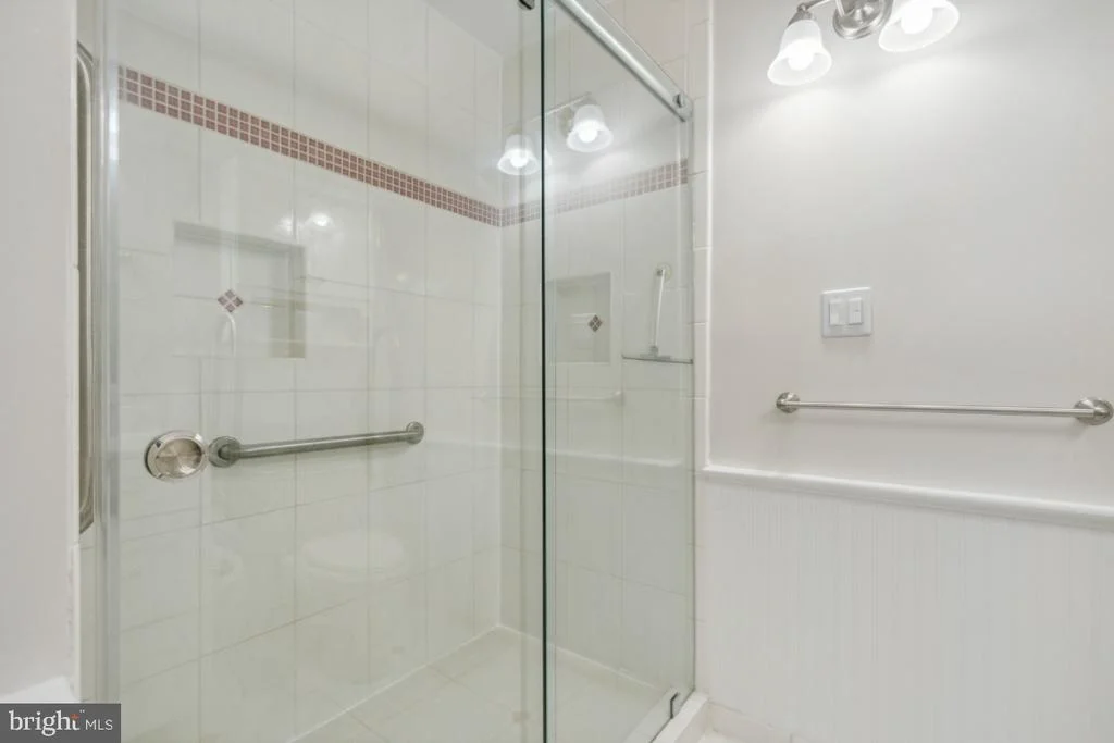 Photo of 4092 FALLWAY LANE