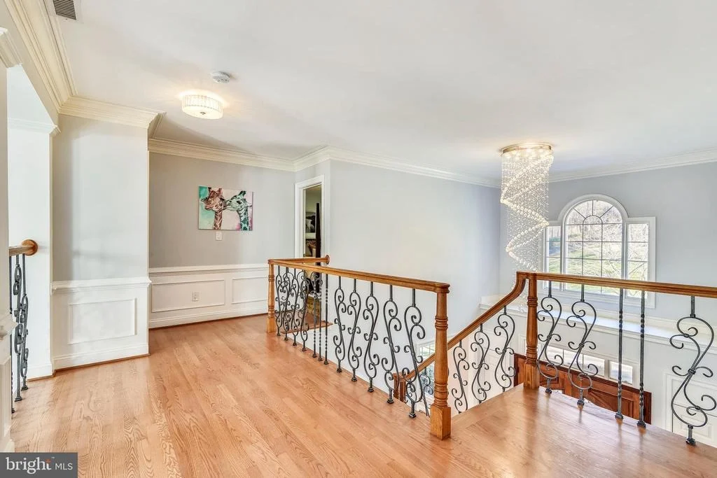 Photo of 2091 HUNTERS CREST WAY