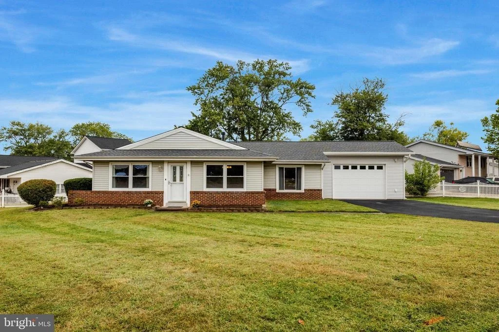 Photo of 1005 N STERLING BOULEVARD