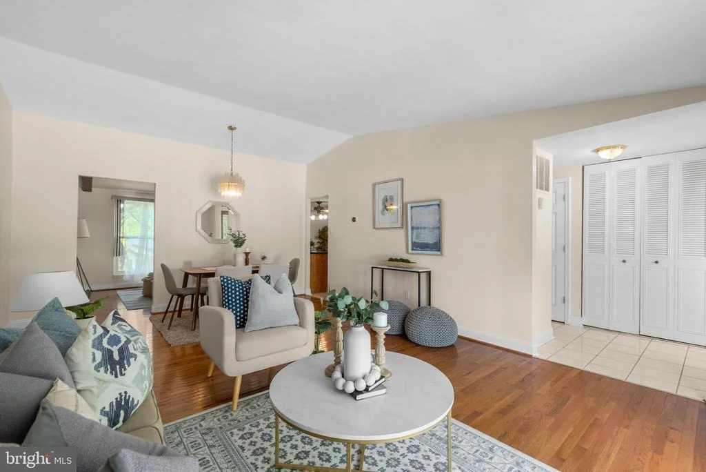 Photo of 8807 DRYSTRAW DRIVE