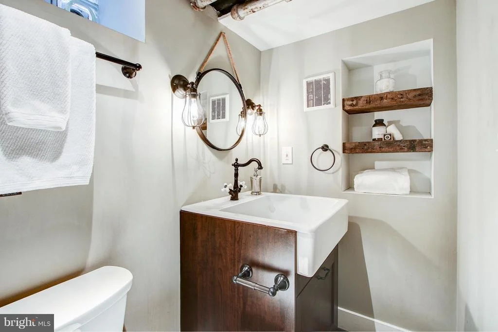 Photo of 5806 KIPLING COURT