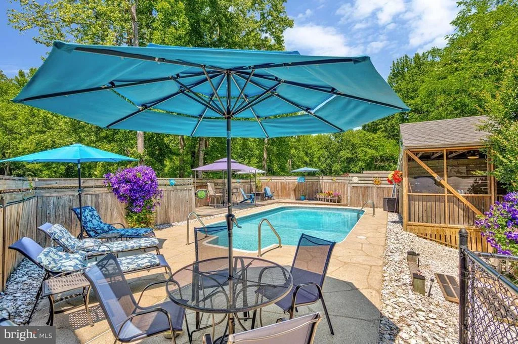 Photo of 9017 MEGAN CIRCLE