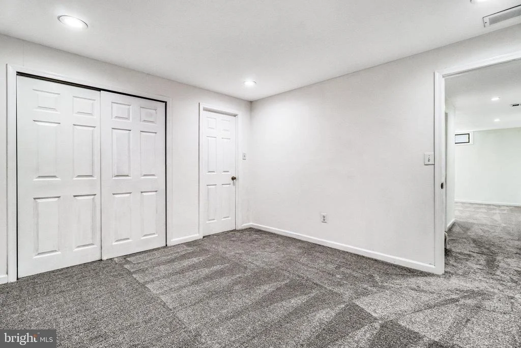 Photo of 1433 VALEBROOK LANE