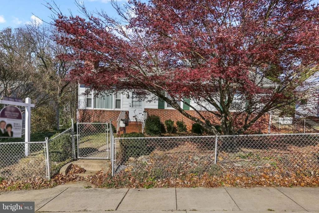 Photo of 304 14TH AVENUE