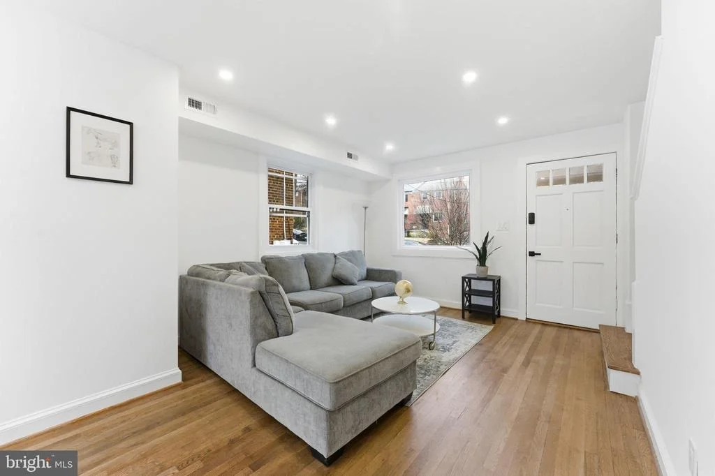 Photo of 4243 HILDRETH STREET SE